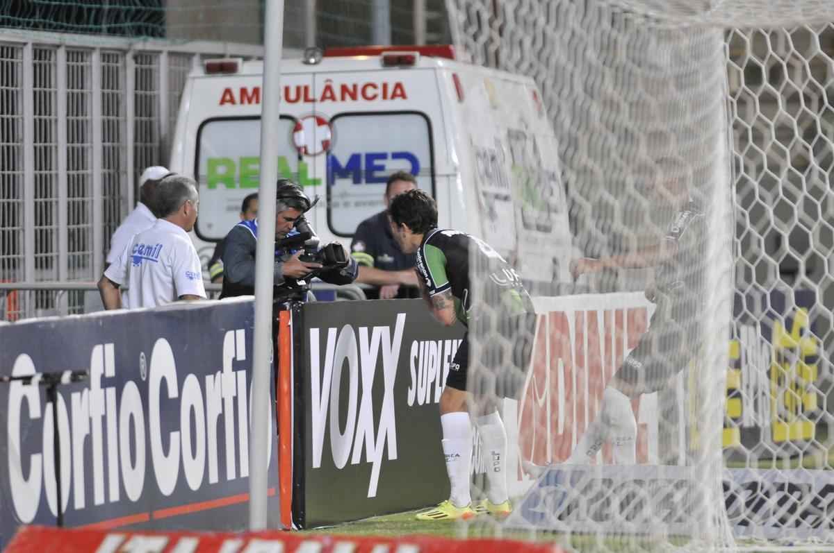 Fotos do jogo entre Amrica e Boa, no Independncia, pela 14 rodada da Srie B do Brasileiro