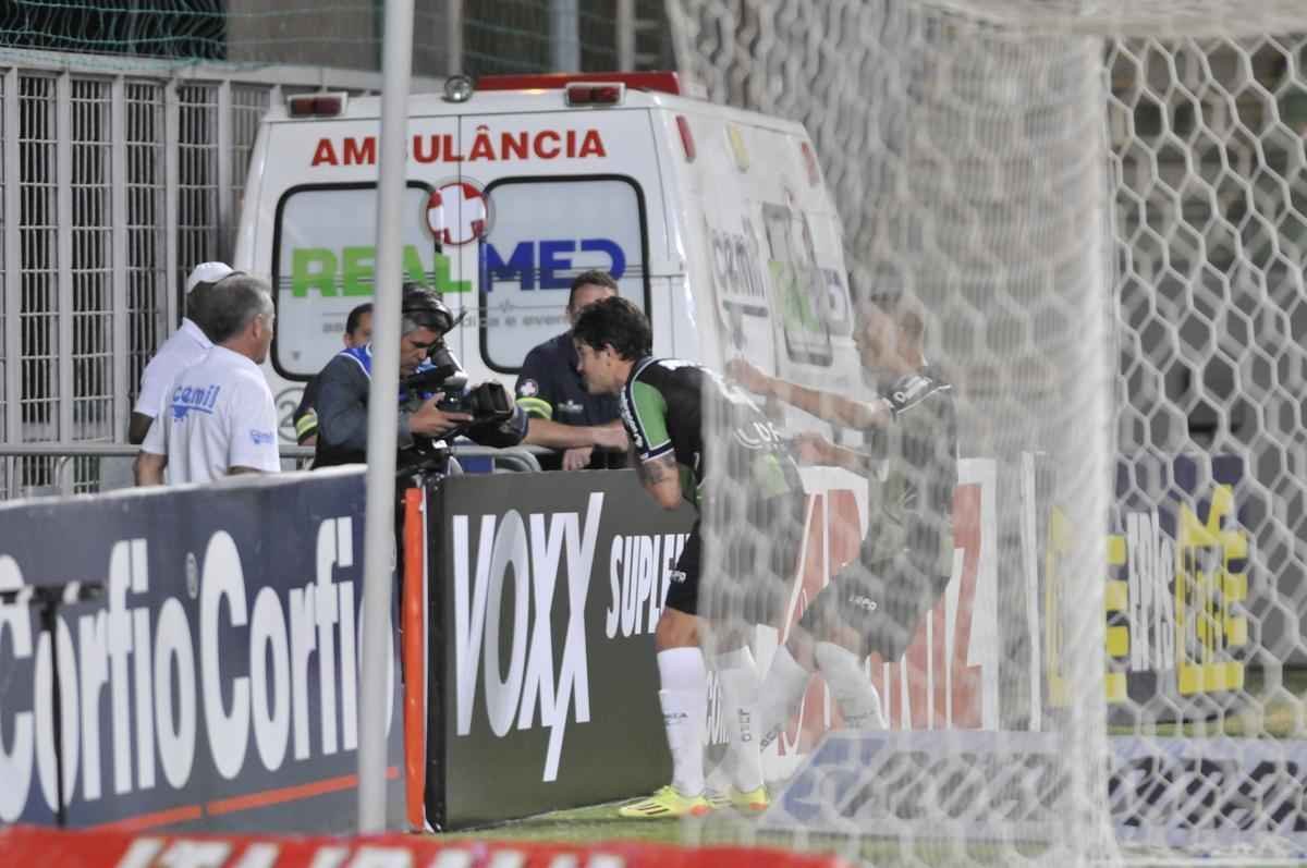 Fotos do jogo entre Amrica e Boa, no Independncia, pela 14 rodada da Srie B do Brasileiro