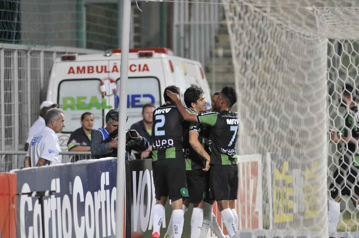 Fotos do jogo entre Amrica e Boa, no Independncia, pela 14 rodada da Srie B do Brasileiro