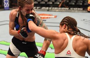 Fotos das lutas e bastidores do UFC em Chicago - Elizabeth Phillips (roupa branca) derrotou Jessamyn Duke por deciso unnime