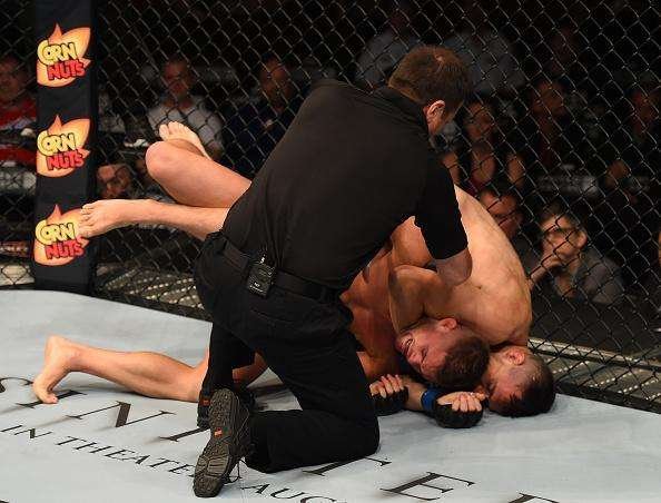 Fotos das lutas e bastidores do UFC em Chicago - James Krause finalizou Daron Cruickshank com um mata-leo no primeiro round