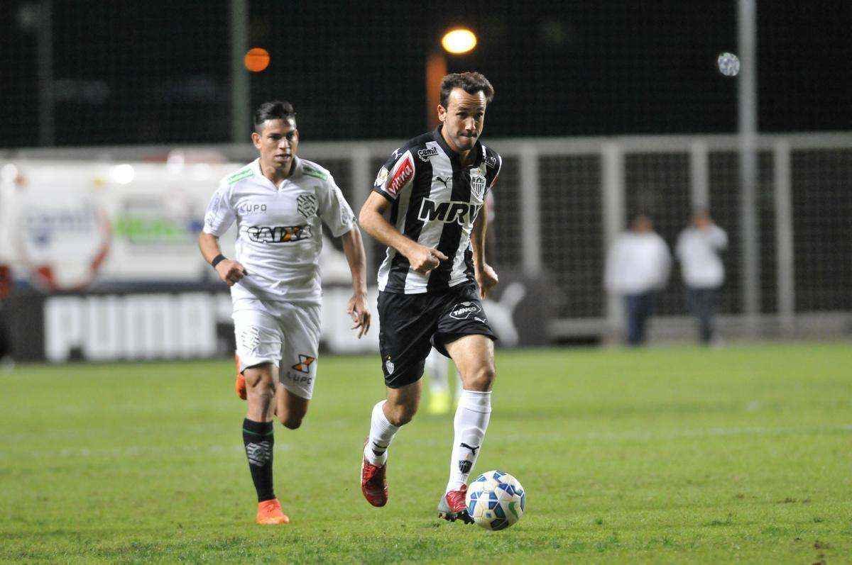 Imagens do jogo entre Atltico e Figueirense, pela 15 rodada do Brasileiro, no Independncia