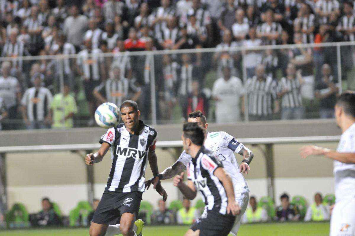 Imagens do jogo entre Atltico e Figueirense, pela 15 rodada do Brasileiro, no Independncia