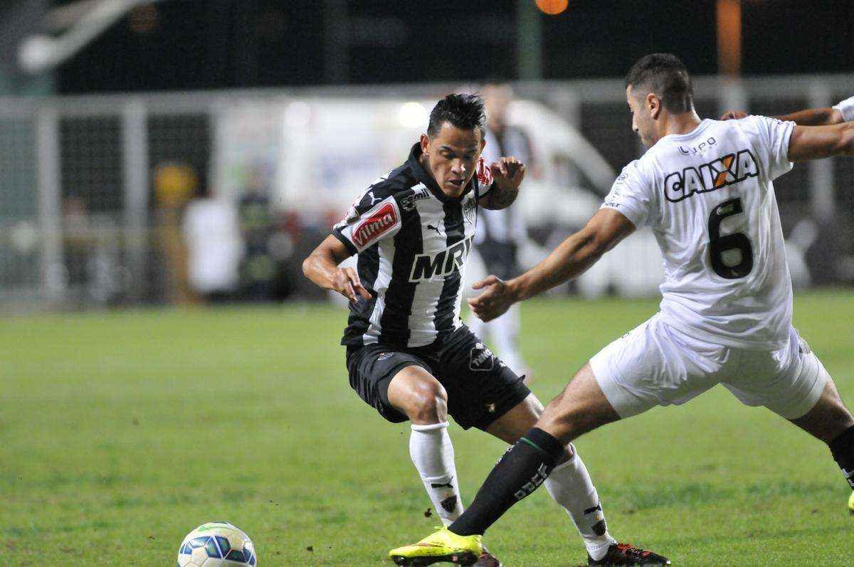 Imagens do jogo entre Atltico e Figueirense, pela 15 rodada do Brasileiro, no Independncia