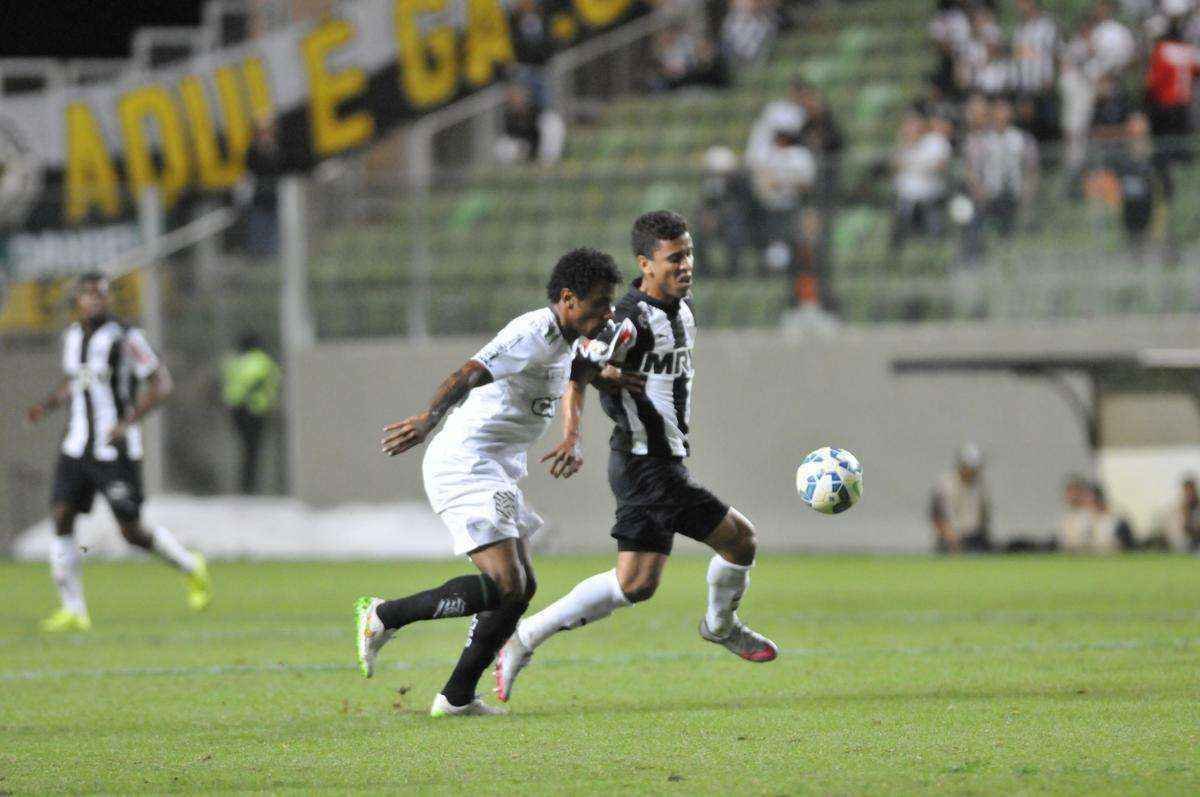 Imagens do jogo entre Atltico e Figueirense, pela 15 rodada do Brasileiro, no Independncia