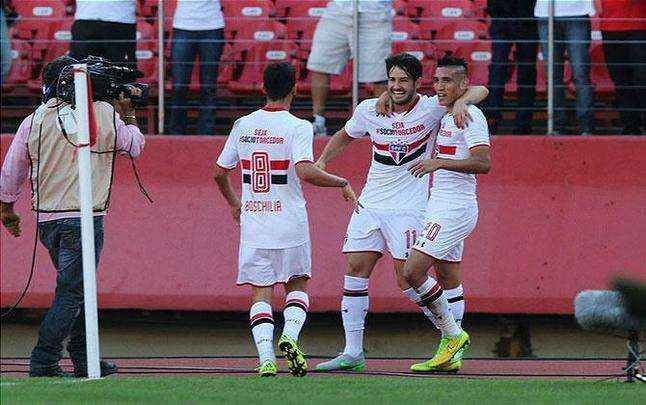 Equipe celeste perdeu mais um jogo sob o comando do tcnico Vanderlei Luxemburgo