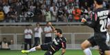 Lucas Pratto comemora gols contra So Paulo no Mineiro 