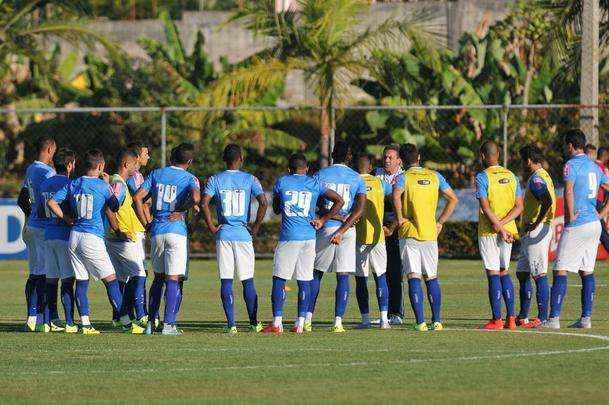 Imagens do treino do Cruzeiro nesta quinta-feira na Toca da Raposa II