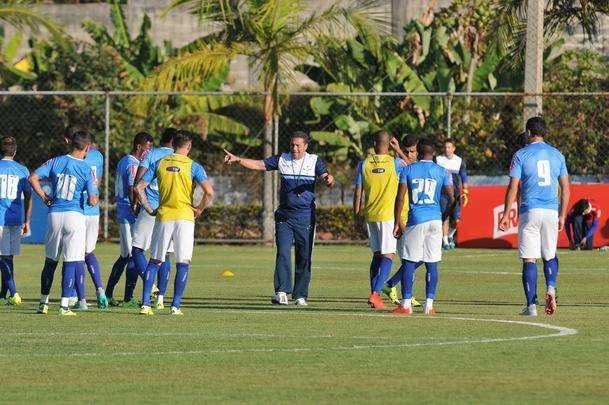 Imagens do treino do Cruzeiro nesta quinta-feira na Toca da Raposa II