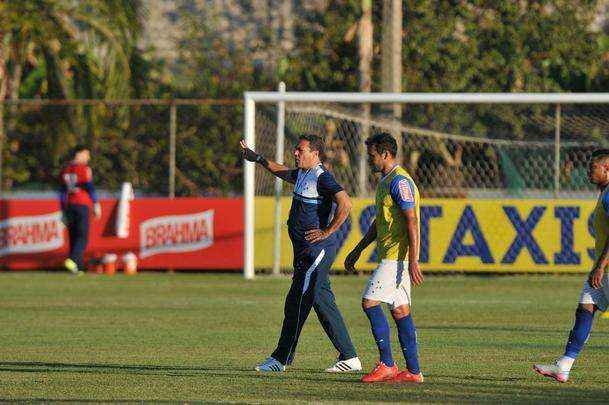 Imagens do treino do Cruzeiro nesta quinta-feira na Toca da Raposa II