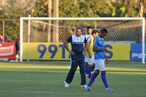 Imagens do treino do Cruzeiro nesta quinta-feira na Toca da Raposa II