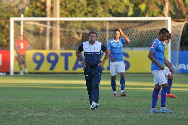 Imagens do treino do Cruzeiro nesta quinta-feira na Toca da Raposa II
