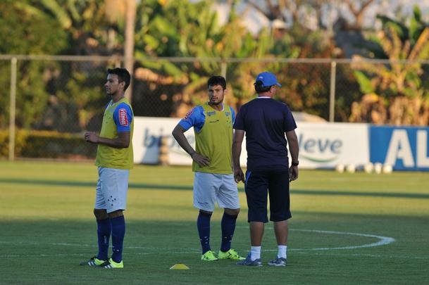 Imagens do treino do Cruzeiro nesta quinta-feira na Toca da Raposa II