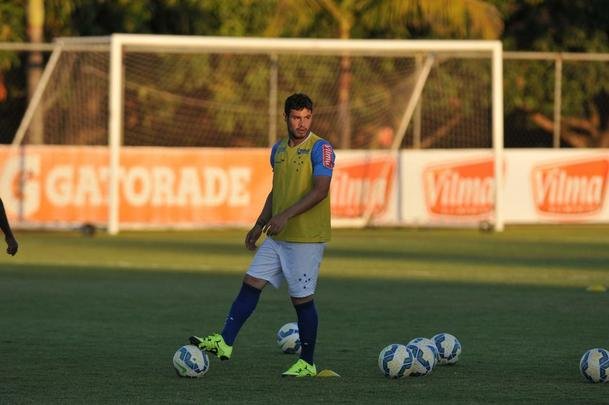 Imagens do treino do Cruzeiro nesta quinta-feira na Toca da Raposa II