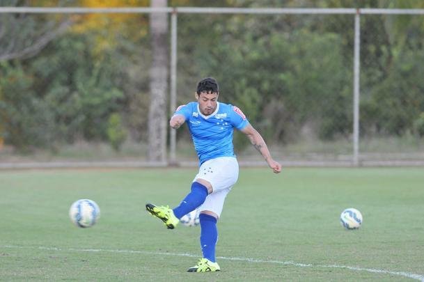 Imagens do treino do Cruzeiro nesta quinta-feira na Toca da Raposa II