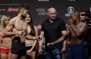 Imagens das encaradas na pesagem oficial do UFC 190 - Glaico Frana x Fernando 'Aougueiro' na final do TUF Brasil 4 no peso leve