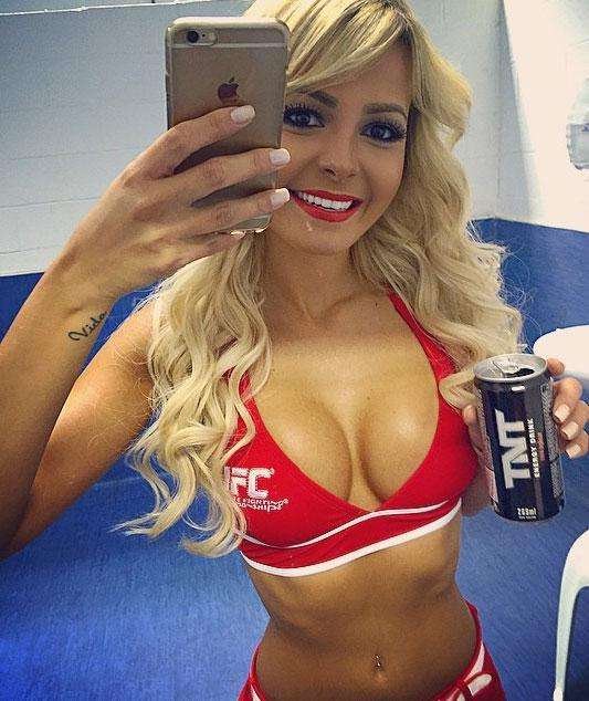 Octagon Girl Jhenny Andrade
