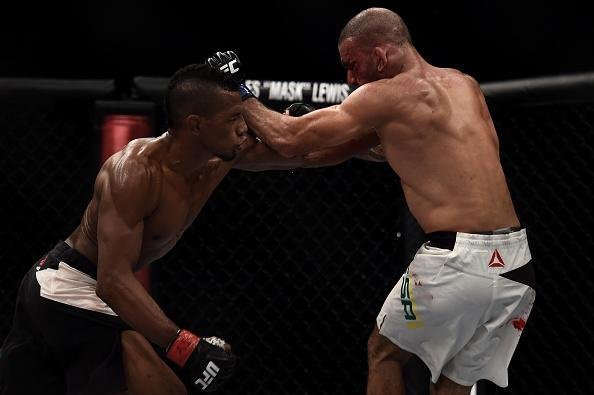 Iuri Maraj (bermuda preta) venceu Leandro Issa Brodinho por deciso unnime