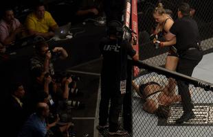 Confira imagens do atropelo de Ronda Rousey sobre Bethe Pitbull