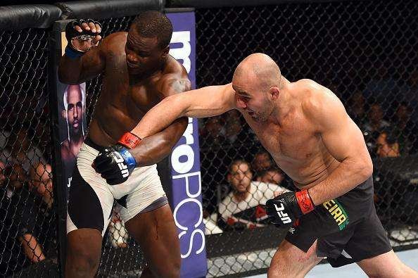 Imagens da vitria de Glover Teixeira sobre Ovince Saint Preux no UFC em Nashville