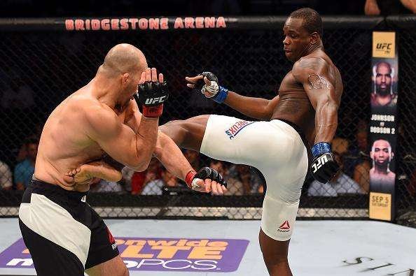 Imagens da vitria de Glover Teixeira sobre Ovince Saint Preux no UFC em Nashville