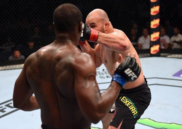 Imagens da vitria de Glover Teixeira sobre Ovince Saint Preux no UFC em Nashville