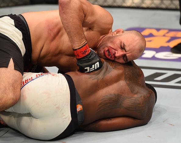 Imagens da vitria de Glover Teixeira sobre Ovince Saint Preux no UFC em Nashville