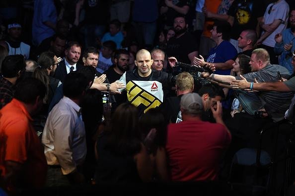 Imagens da vitria de Glover Teixeira sobre Ovince Saint Preux no UFC em Nashville