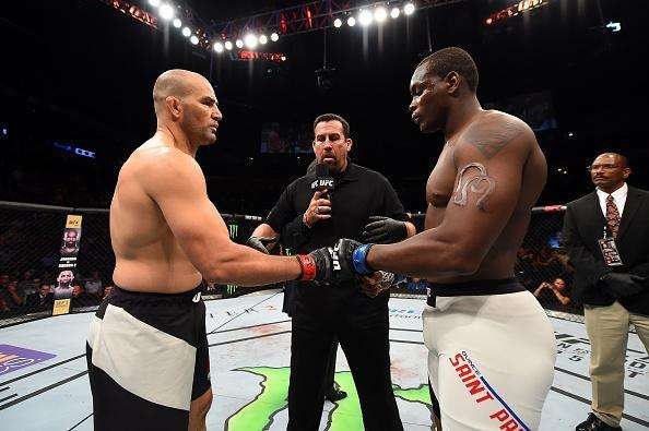 Imagens da vitria de Glover Teixeira sobre Ovince Saint Preux no UFC em Nashville