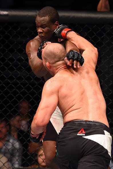 Imagens da vitria de Glover Teixeira sobre Ovince Saint Preux no UFC em Nashville