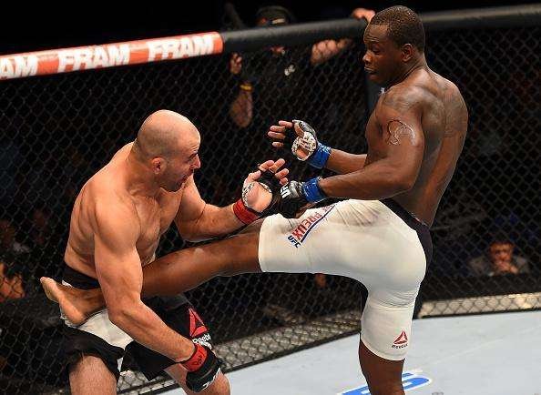 Imagens da vitria de Glover Teixeira sobre Ovince Saint Preux no UFC em Nashville