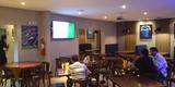 Bar do ex-cruzeirense Ramires em Joinville; local expe camisas do jogador e atrai muitos torcedores