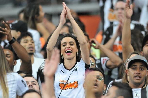 Imagens da torcida alvinegra no confronto contra o Tricolor