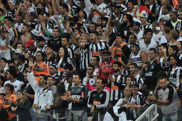 Imagens da torcida alvinegra no confronto contra o Tricolor