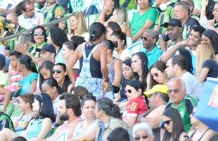 Imagens da torcida do Amrica no jogo diante do Botafogo, no Independncia