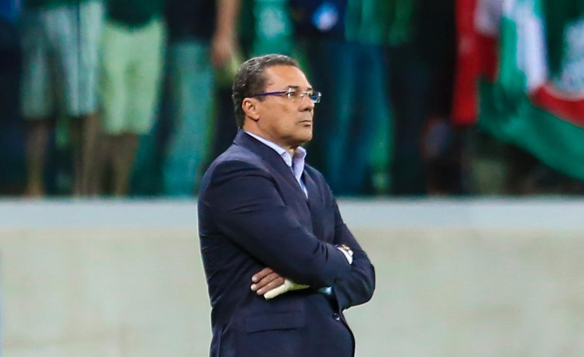 Em sua estreia na Copa do Brasil, Raposa foi derrotado pela equipe paulista no Allianz Parque