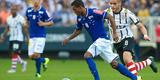 Com gols de Vagner Love (2) e Jadson, Corinthians venceu Cruzeiro por 3 a 0 neste domingo, na Arena Itaquero, em So Paulo