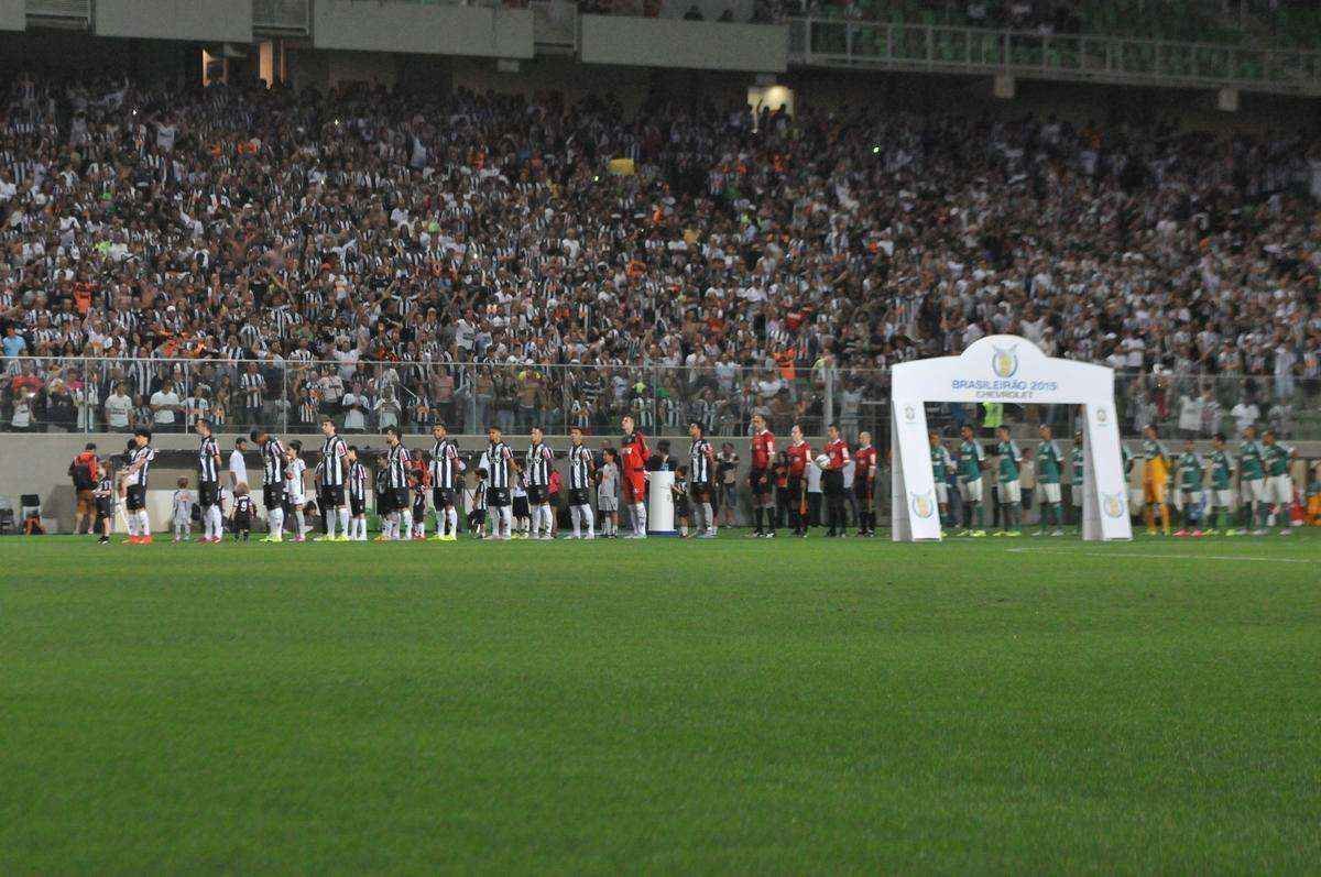 Imagens da partida entre Atltico e Palmeiras, no Independncia, pela 20 rodada do Campeonato Brasileiro