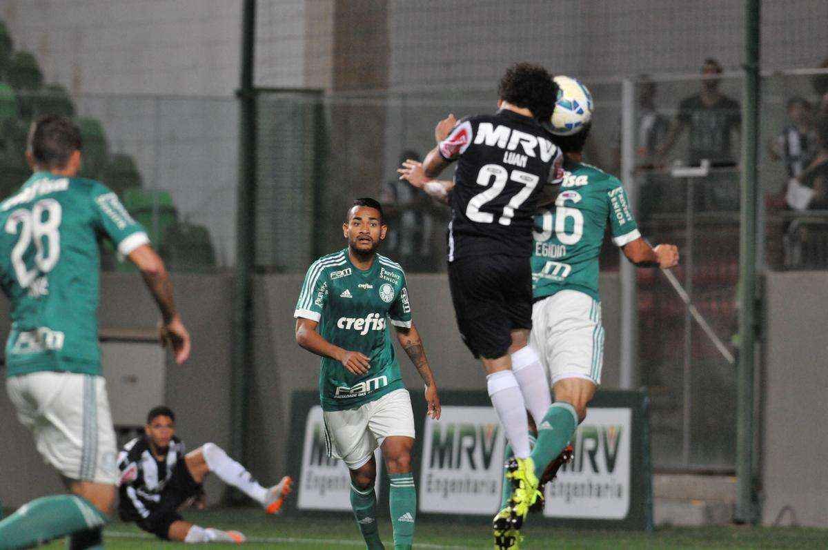 Imagens da partida entre Atltico e Palmeiras, no Independncia, pela 20 rodada do Campeonato Brasileiro