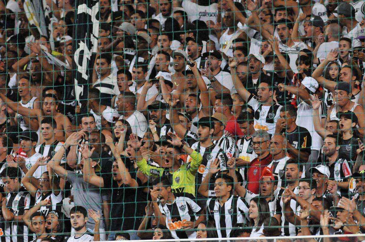 Imagens da partida entre Atltico e Palmeiras, no Independncia, pela 20 rodada do Campeonato Brasileiro