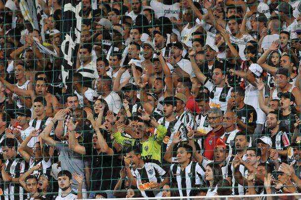 Imagens da partida entre Atltico e Palmeiras, no Independncia, pela 20 rodada do Campeonato Brasileiro