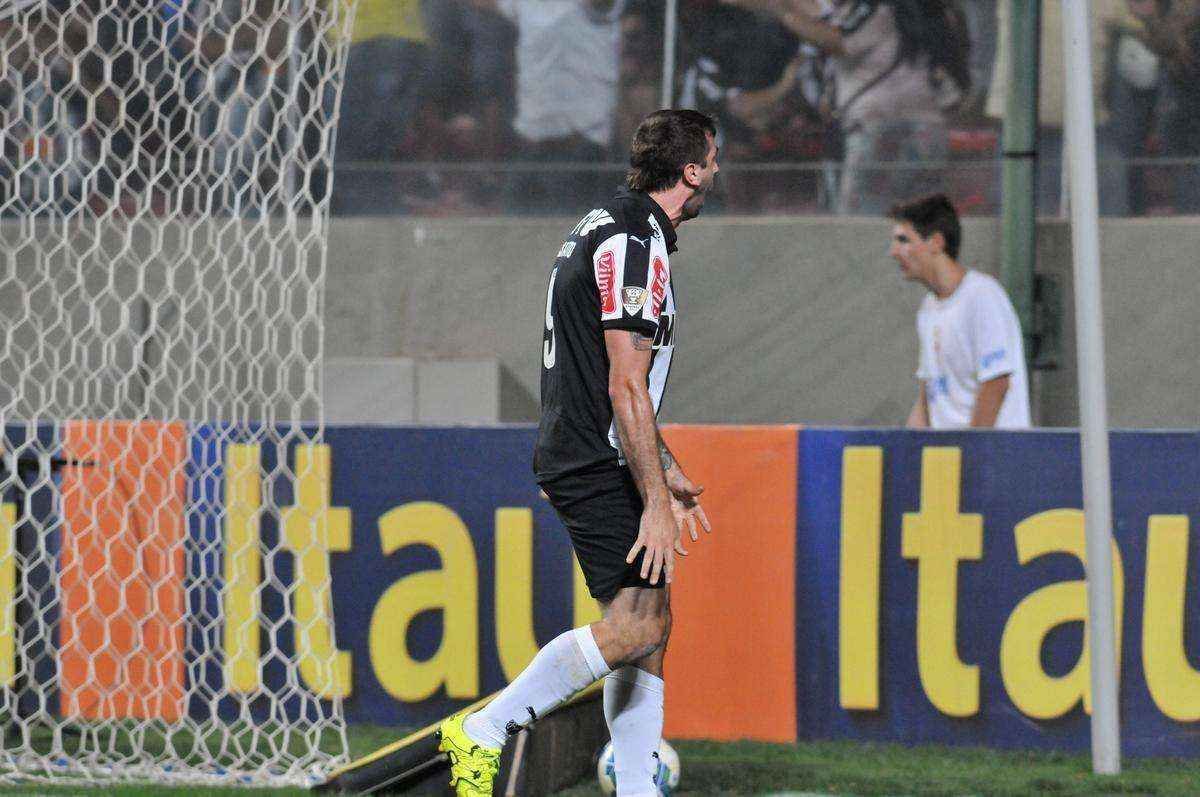 Imagens da partida entre Atltico e Palmeiras, no Independncia, pela 20 rodada do Campeonato Brasileiro