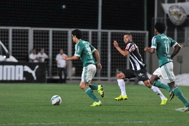 Imagens da partida entre Atltico e Palmeiras, no Independncia, pela 20 rodada do Campeonato Brasileiro