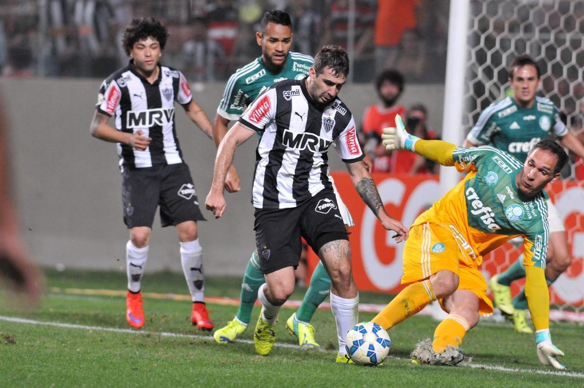 Imagens da partida entre Atltico e Palmeiras, no Independncia, pela 20 rodada do Campeonato Brasileiro