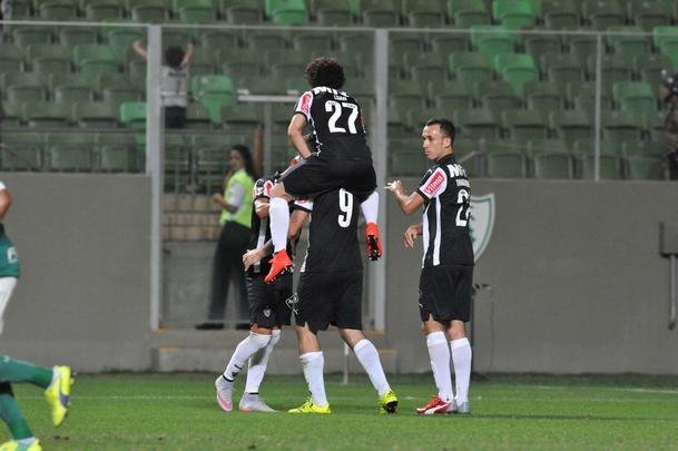 Imagens da partida entre Atltico e Palmeiras, no Independncia, pela 20 rodada do Campeonato Brasileiro