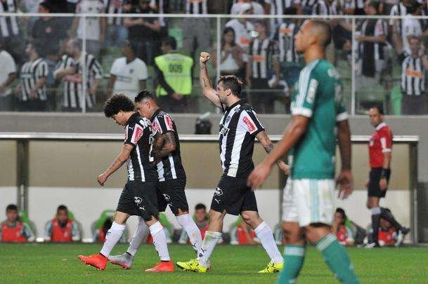 Imagens da partida entre Atltico e Palmeiras, no Independncia, pela 20 rodada do Campeonato Brasileiro