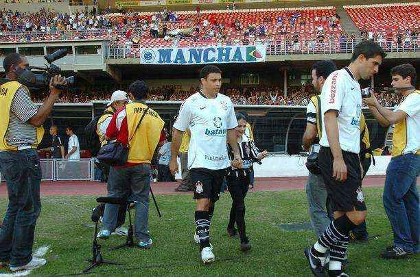 19/07/2009 - Ronaldo no jogo contra o Cruzeiro, no qual marcou um gol