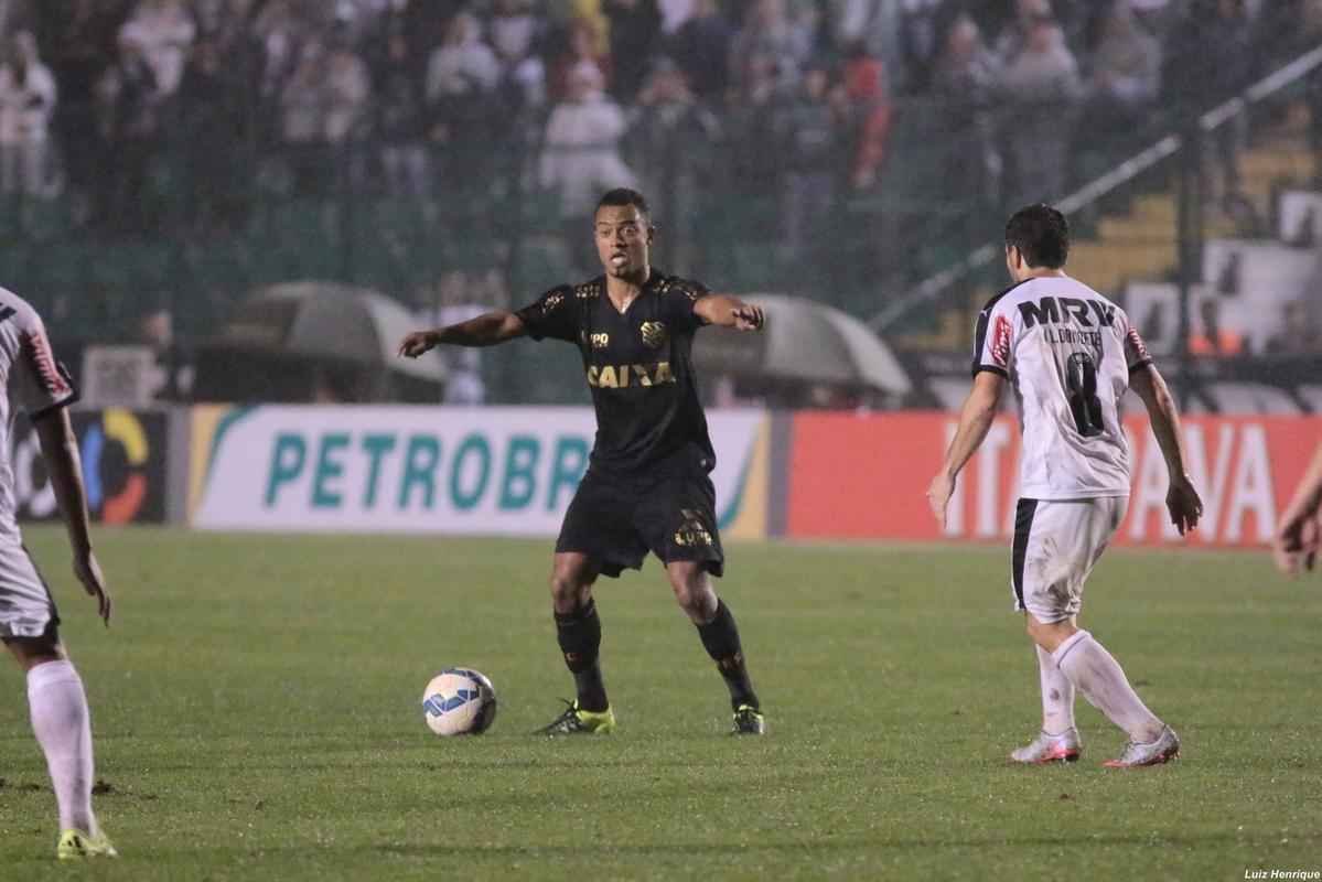 Figueirense e Atltico fizeram jogo disputado pelas oitavas de final da Copa do Brasil