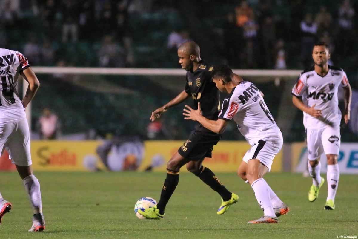 Figueirense e Atltico fizeram jogo disputado pelas oitavas de final da Copa do Brasil