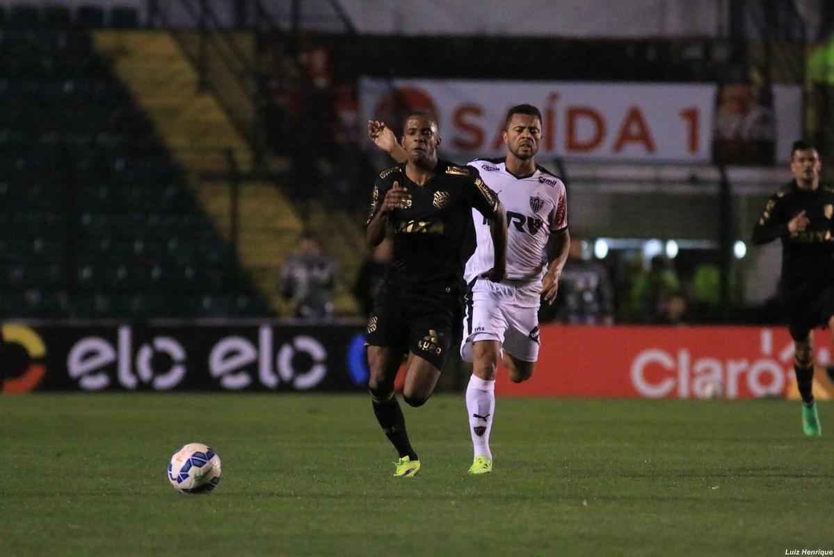Figueirense e Atltico fizeram jogo disputado pelas oitavas de final da Copa do Brasil